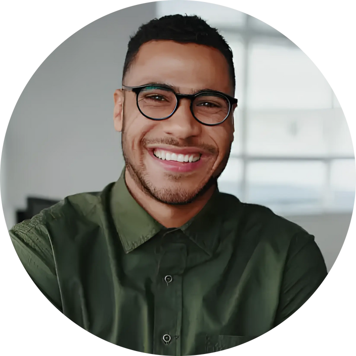 Happy Techify™ customer expressing satisfaction with fast delivery and support